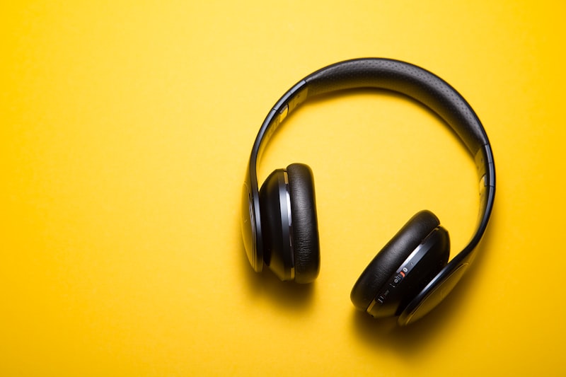 Wireless Active Noise Cancelling Headphones